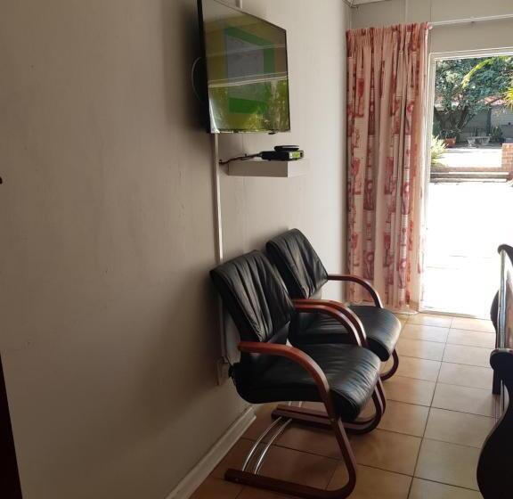 بنسيون Agt Guesthouse