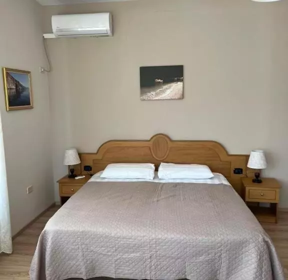 پانسیون Doctor S Guest House Rooms