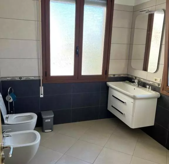 پانسیون Doctor S Guest House Rooms
