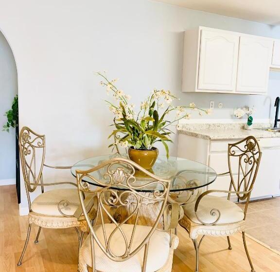 پانسیون Remodeled Contemporary Guest Suites House In Mira Mesa,san Diego,near La Jolla,del Mar, Rancho Santa