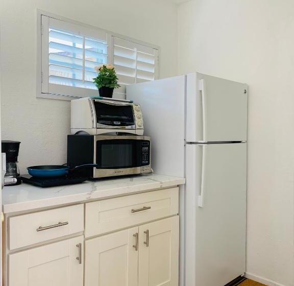 پانسیون Remodeled Contemporary Guest Suites House In Mira Mesa,san Diego,near La Jolla,del Mar, Rancho Santa