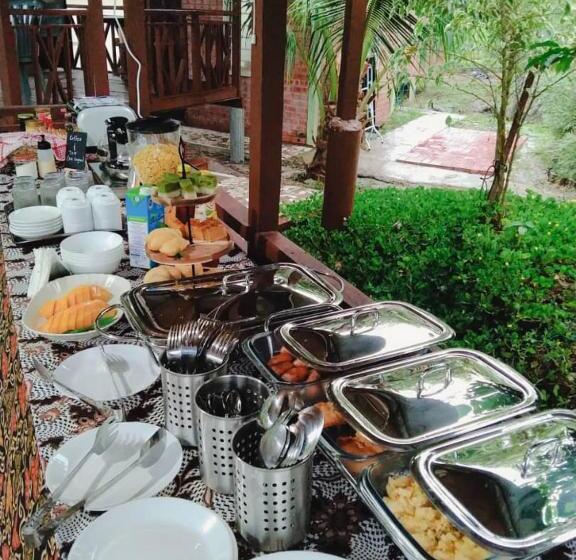 منتجع Api Api Eco Chalet