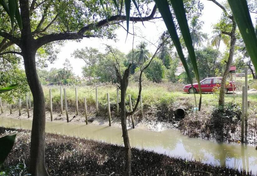 منتجع Api Api Eco Chalet