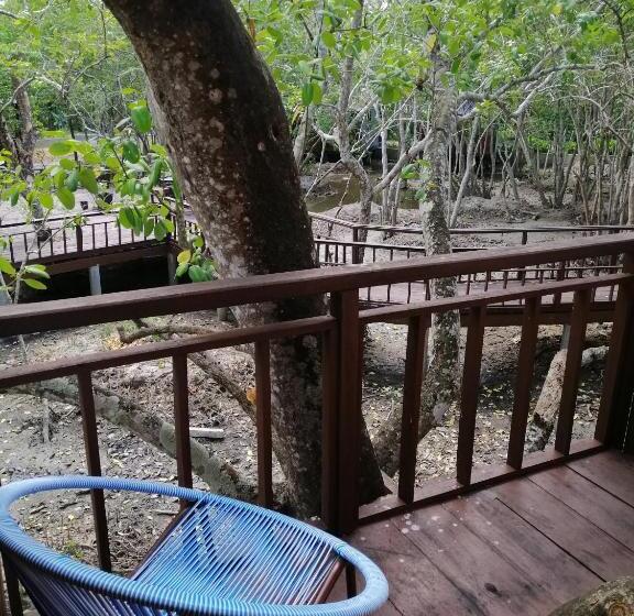 منتجع Api Api Eco Chalet