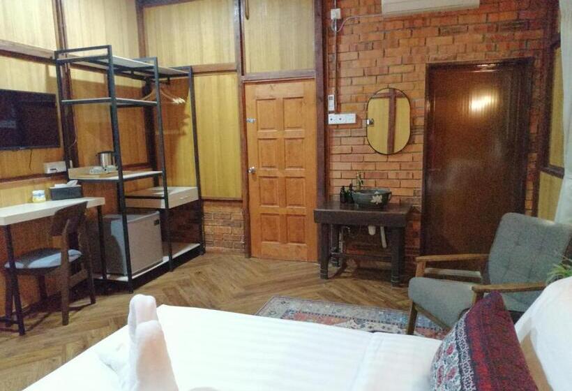 منتجع Api Api Eco Chalet