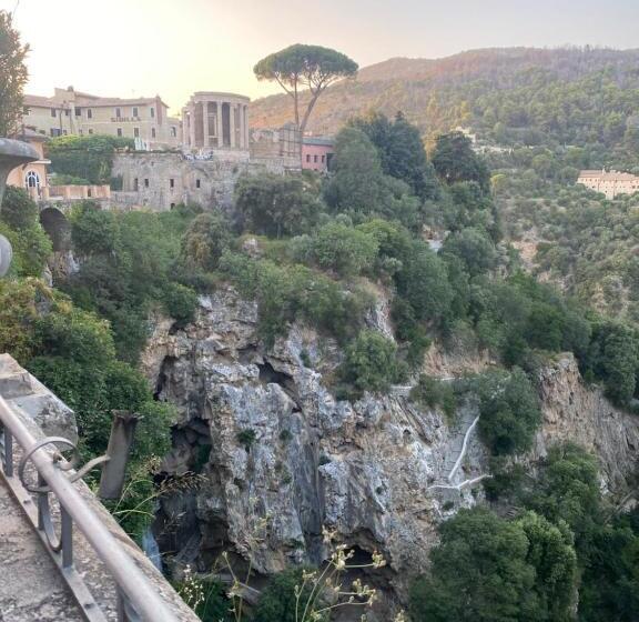 تختخواب و صبحانه A Casa Con Giulia