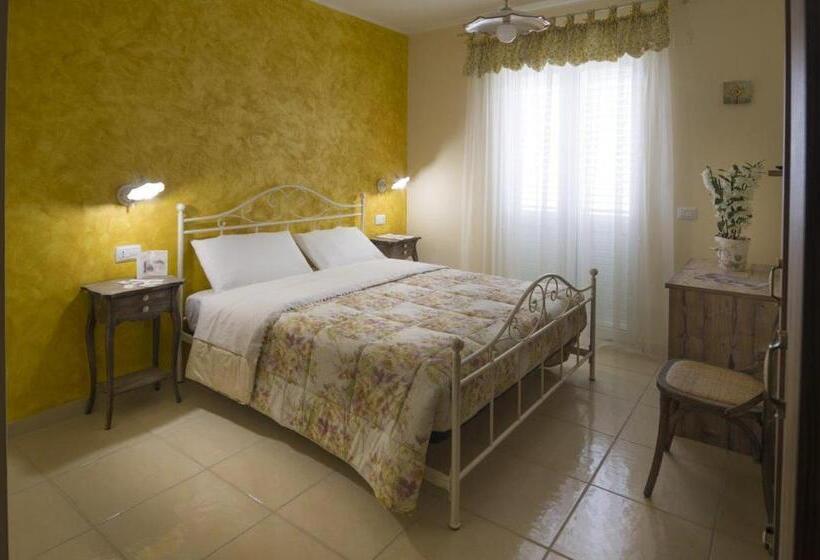 민박 La Vecchia Fontana Del Convento