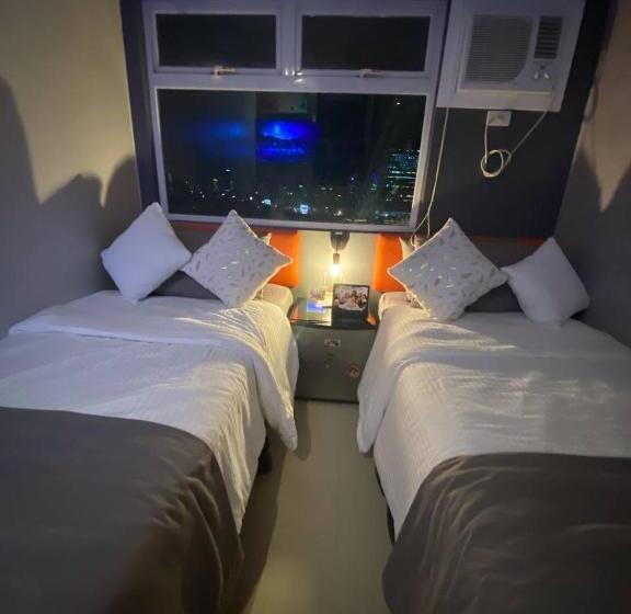 Aamiaismajoitus (B&B) Nager Travellers Inn