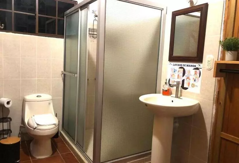 Hostal Santa Clara B&b