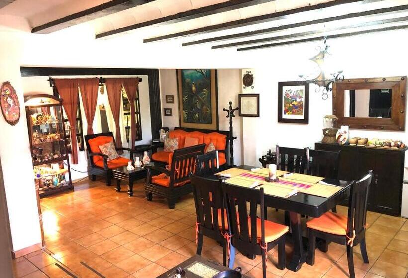 Hostal Santa Clara B&b