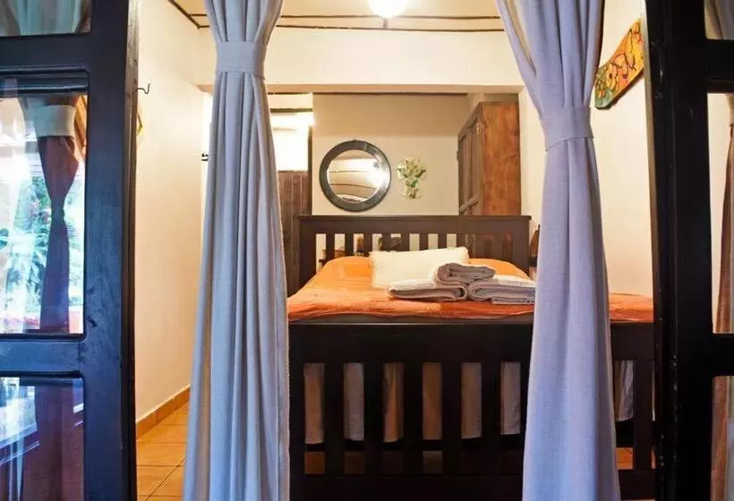 Hostal Santa Clara B&b