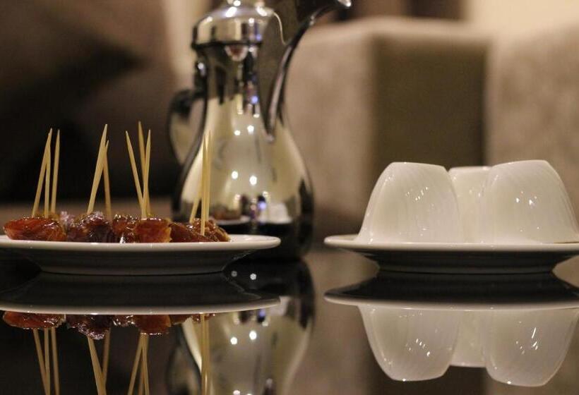 هتل And Apartments Al Raqi Mall Artiaad