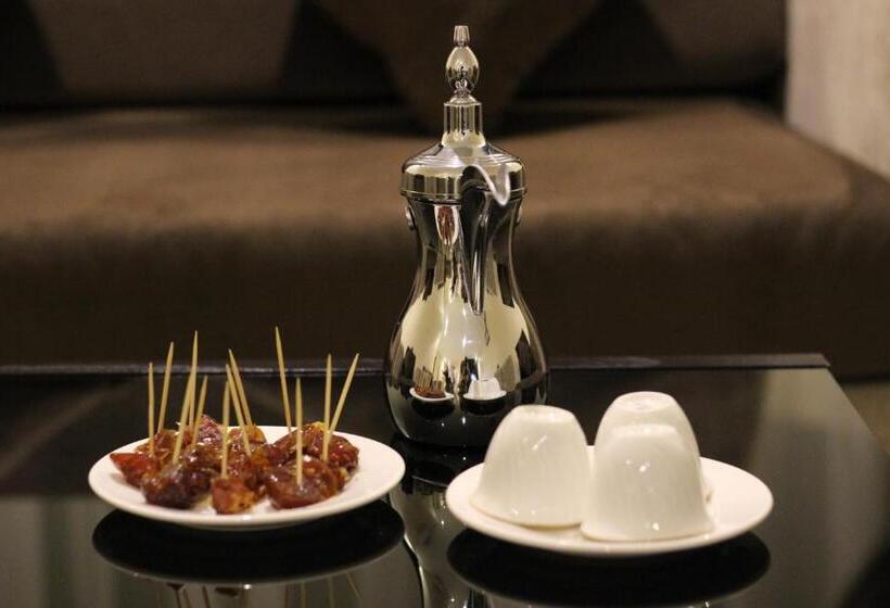 هتل And Apartments Al Raqi Mall Artiaad