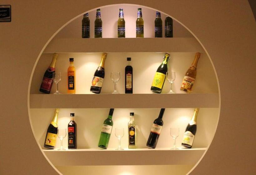 هتل And Apartments Al Raqi Mall Artiaad