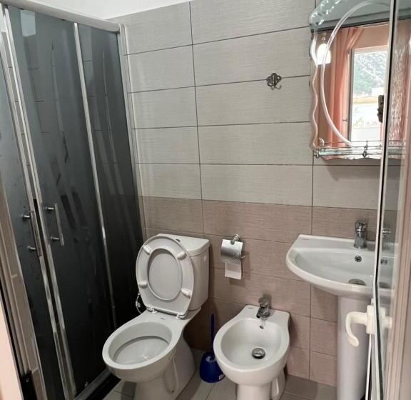 هتل Laguna E Kenalles