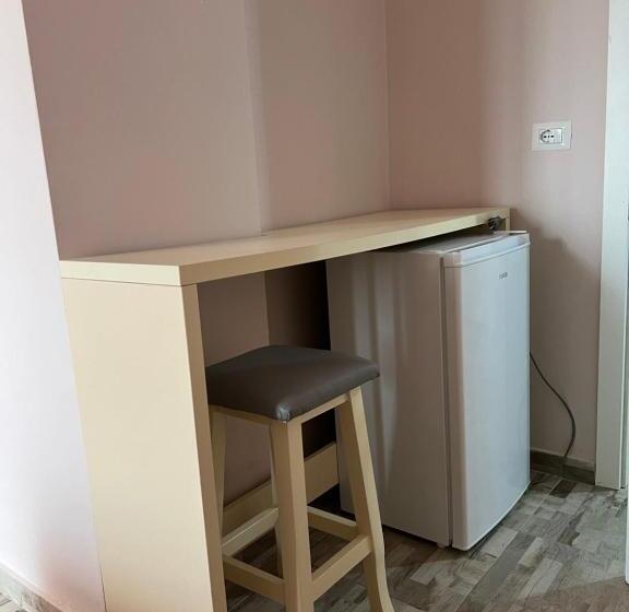 هتل Laguna E Kenalles