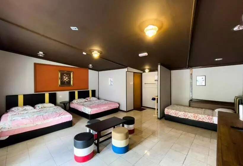 ホテル Sunrise Kundasang Resort