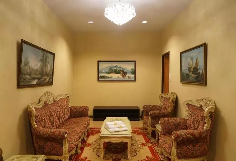 ホテル Sunrise Kundasang Resort