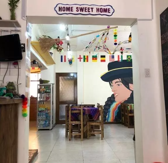 هتل The Weekend Hostel