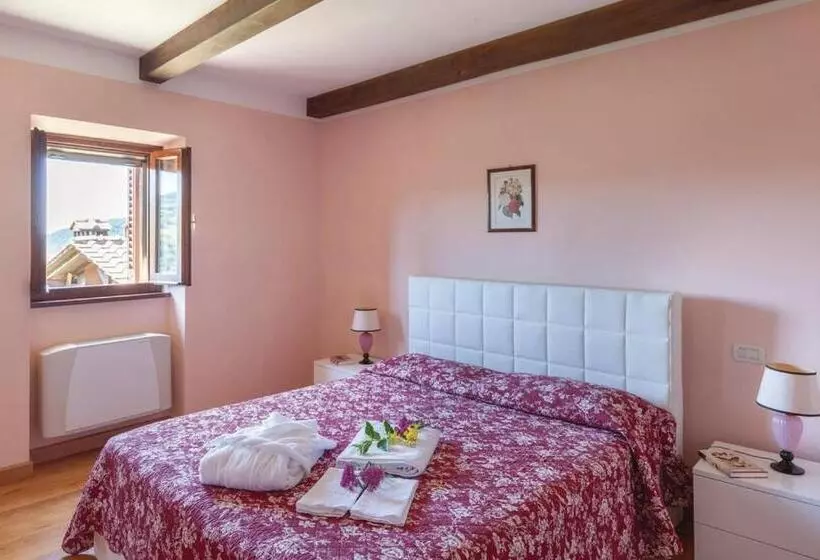 Hotelli Villa Degli Olivi