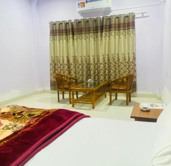 Pansari Hotel & Resort