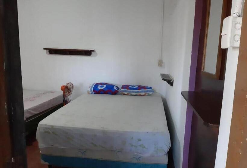 پانسیون Casa Ballena Cósmica