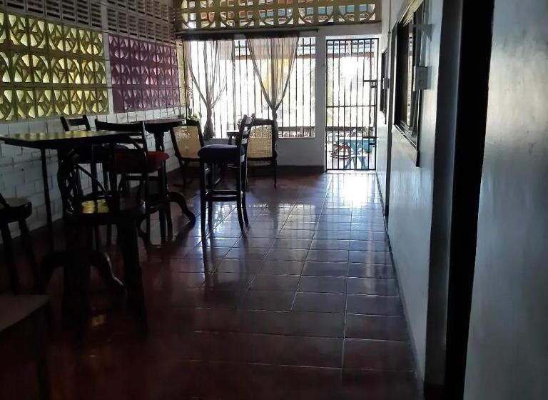 پانسیون Casa Ballena Cósmica