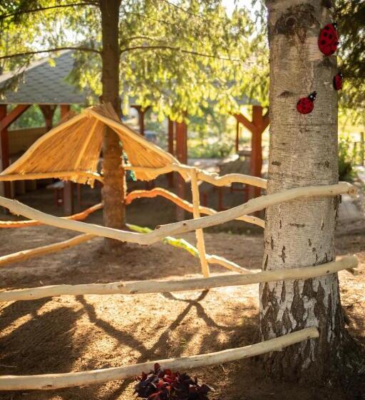 ペンション Family Farm Vendégház