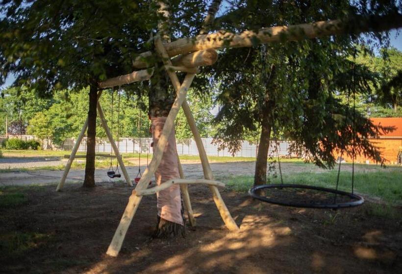 ペンション Family Farm Vendégház