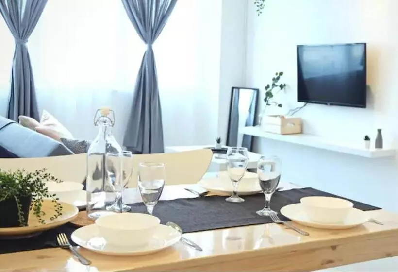 Puchong Skypod Residence @ Hostay