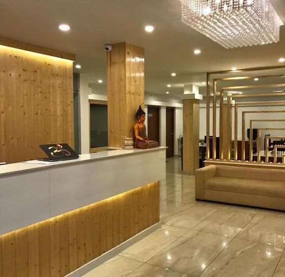 Vibes Selaqui Hotel Dehradun