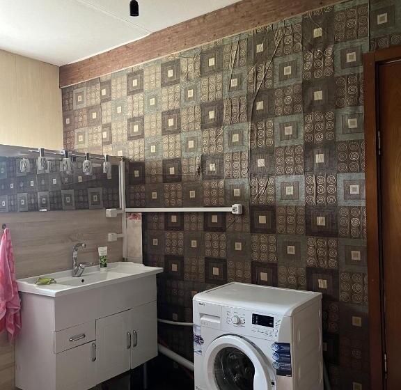 تختخواب و صبحانه Ecospace Kgz