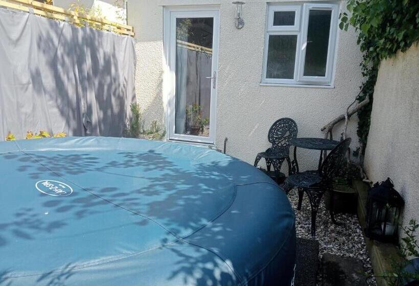 住宿加早餐  Hill House Lodge