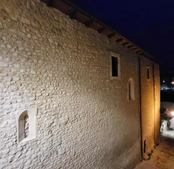 تختخواب و صبحانه Il Vico