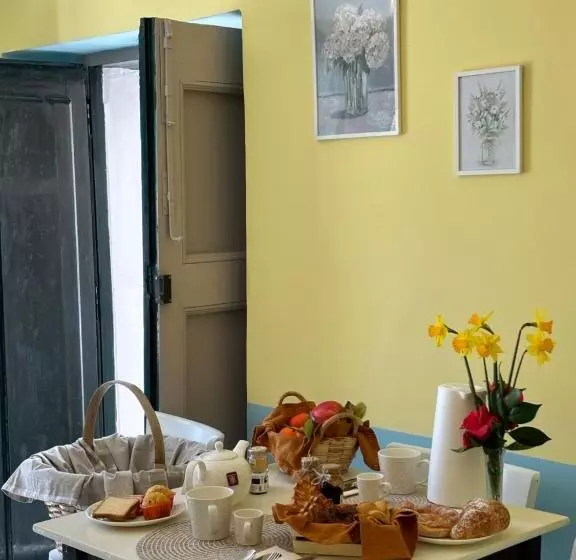 ベッドアンドブレックファースト Lucy S Guest House Amalfi Coast