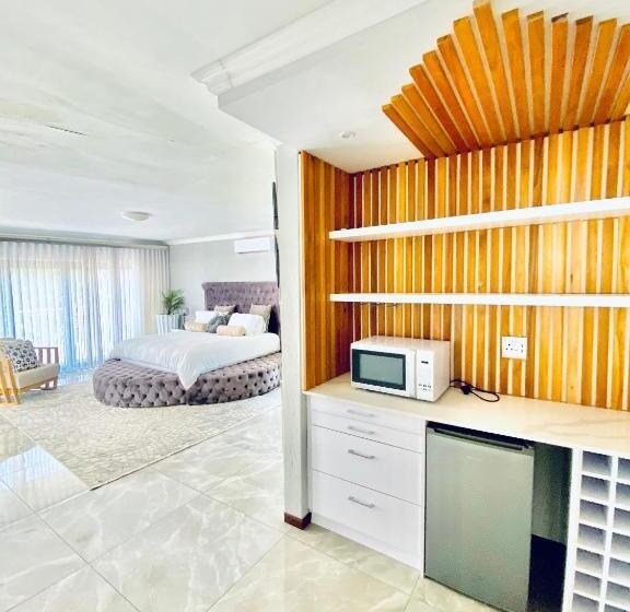 住宿加早餐 Mbombela Luxury Villa