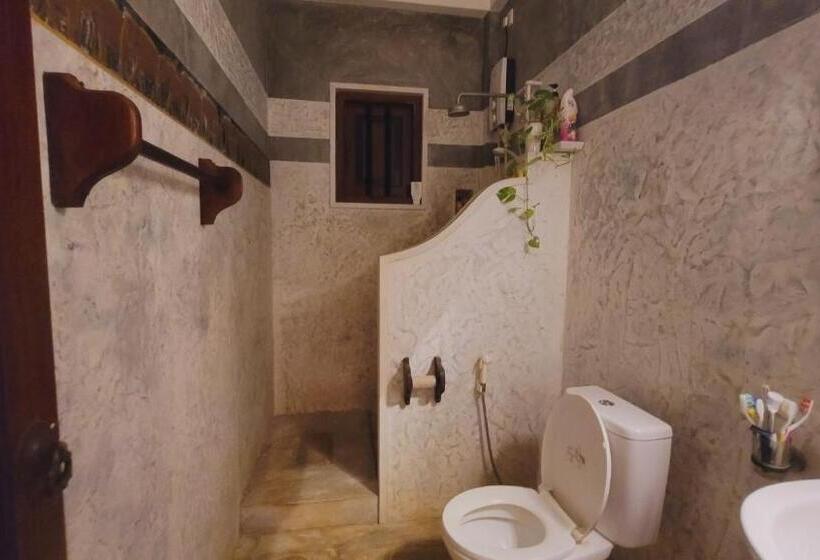 민박 Two Rooms With Two Beds ,bathroom And Balconys