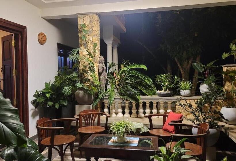 민박 Two Rooms With Two Beds ,bathroom And Balconys