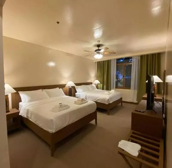 Forest Lodge Private Condotel At Camp John Hay Baguio City