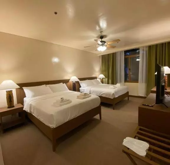 Forest Lodge Private Condotel At Camp John Hay Baguio City