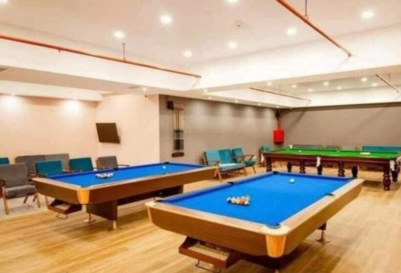 هتل Bakuriani Inn A112