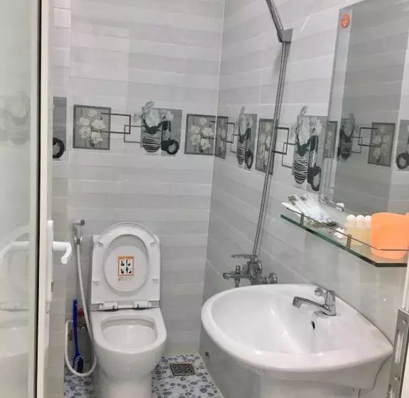 هتل Khách Sạn Ngọc Quý