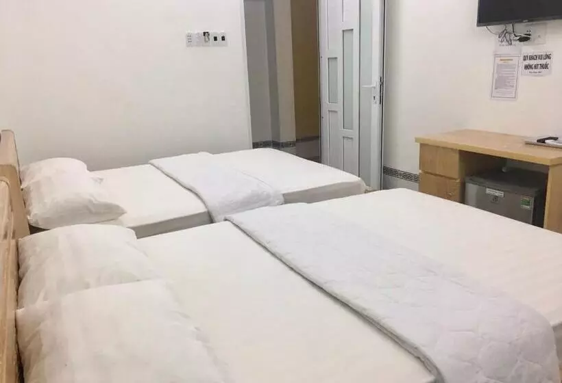 هتل Khách Sạn Ngọc Quý