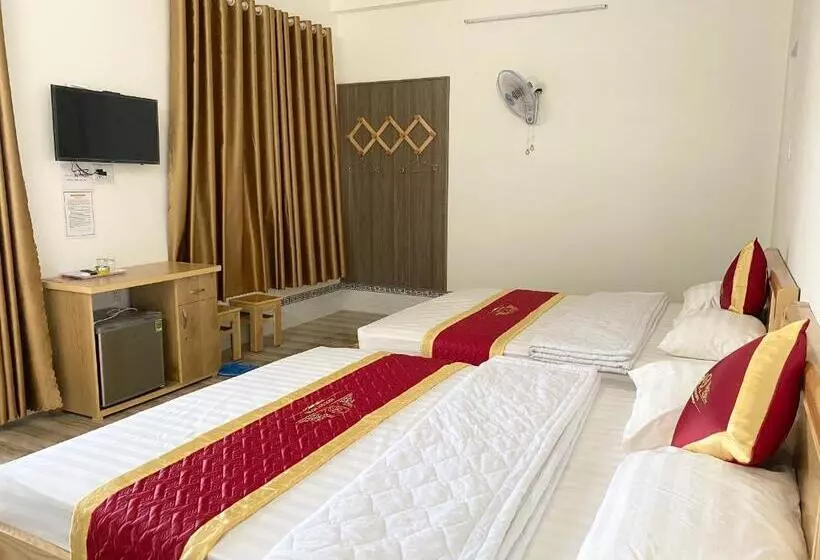 هتل Khách Sạn Ngọc Quý