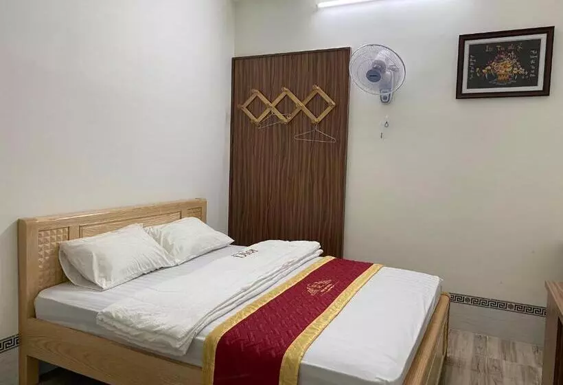 هتل Khách Sạn Ngọc Quý