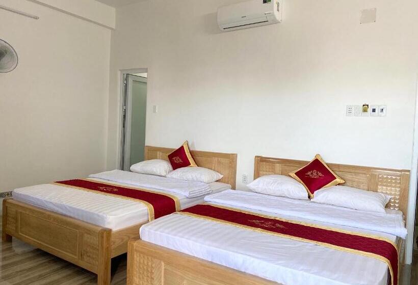 هتل Khách Sạn Ngọc Quý