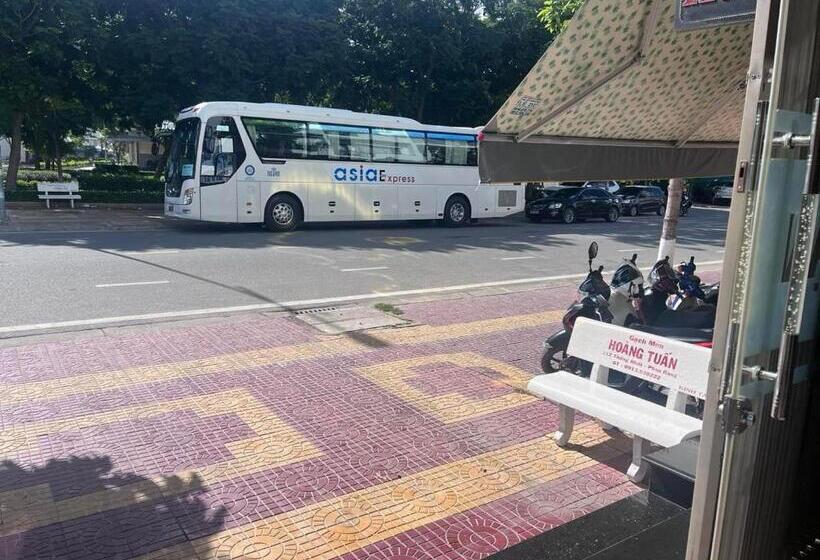 هتل Khách Sạn Ngọc Quý