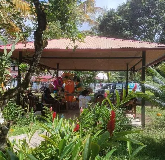 ホテル La Tranquera