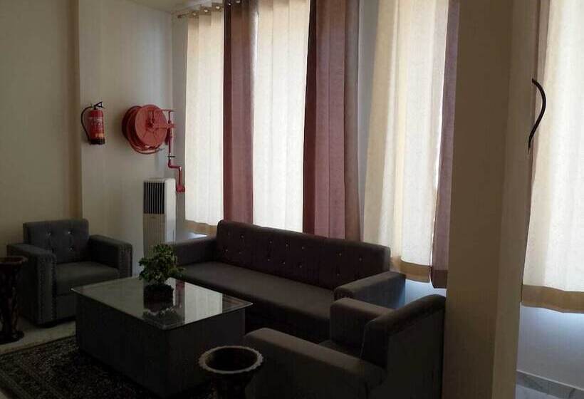 Hôtel Lr Delite Inn