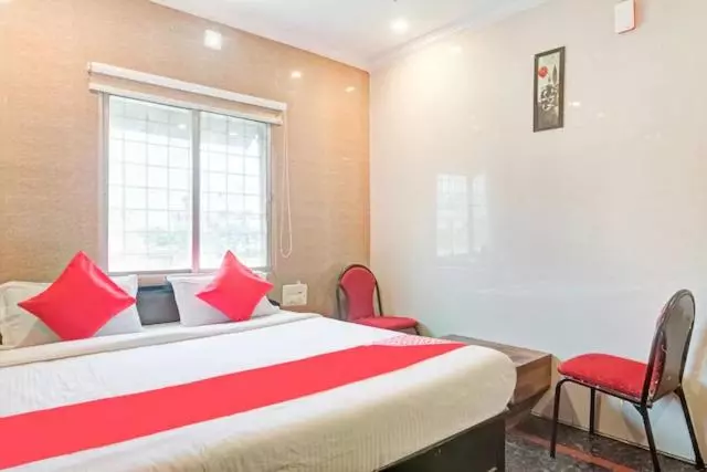 ホテル Tejasri Residency